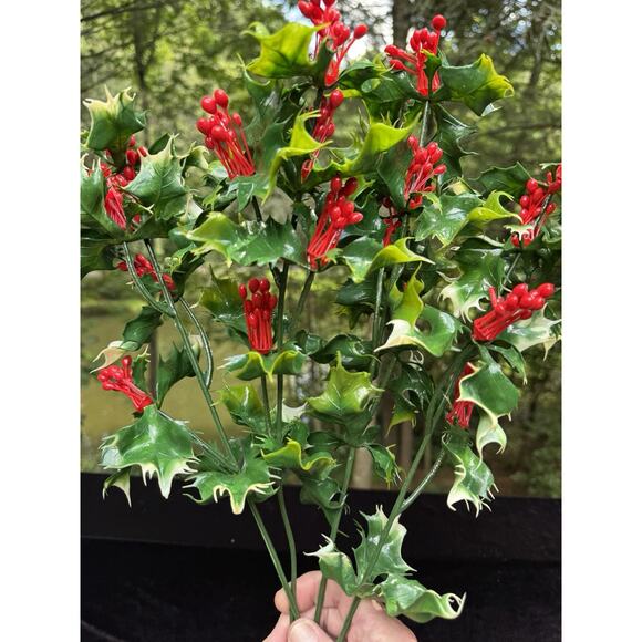 4 Vintage MCM 1960’s Holly With Berries Plastic Christmas Flowers 17” Long - Picture 1 of 9